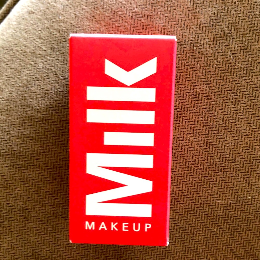 BNIB MILK WATERMELON BRIGHTENING FACE MASK